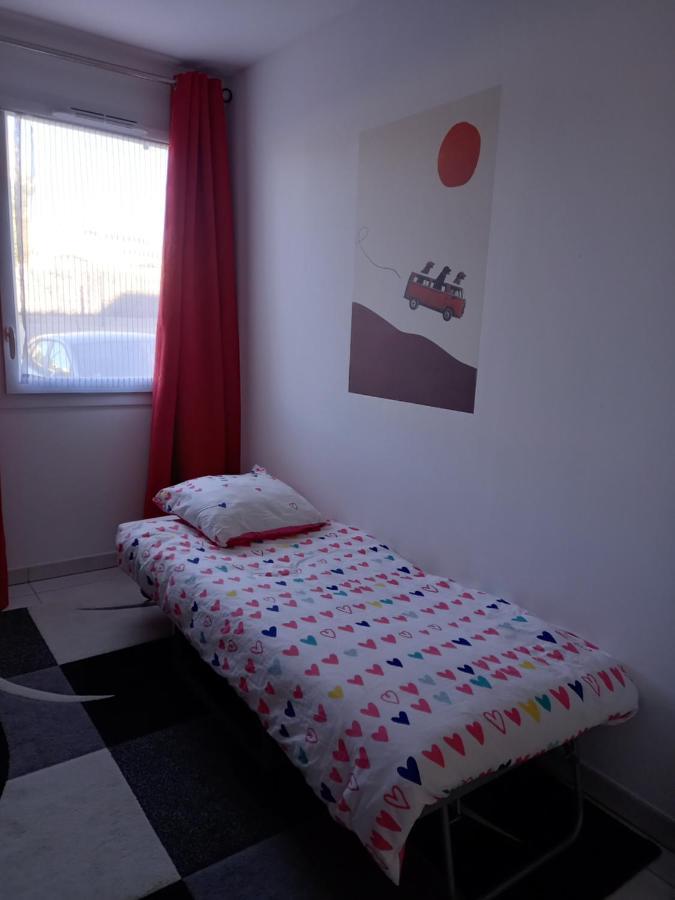 Bel Appartement Avec Terrasse - Plage De Carro A Pied Martigues Exteriör bild